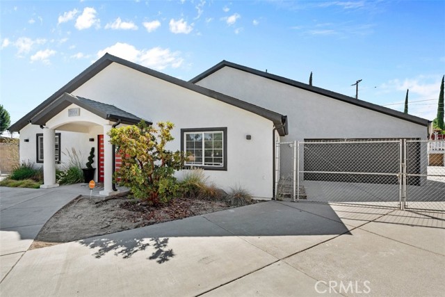 Detail Gallery Image 4 of 42 For 3994 Modesto Dr, San Bernardino,  CA 92404 - 4 Beds | 3 Baths