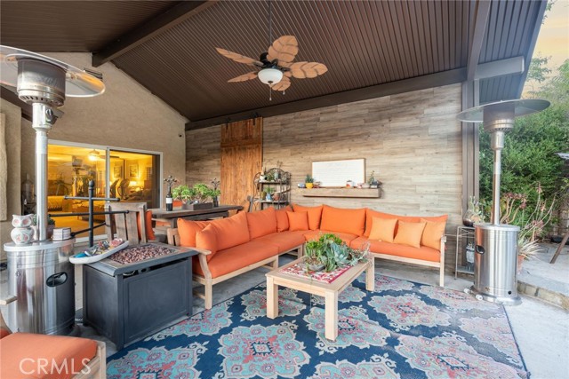 Detail Gallery Image 13 of 42 For 21356 Placerita Canyon Rd, Newhall,  CA 91321 - 5 Beds | 3 Baths