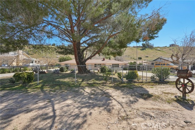 Detail Gallery Image 5 of 35 For 7829 Chase Ave, Hesperia,  CA 92345 - 5 Beds | 3 Baths