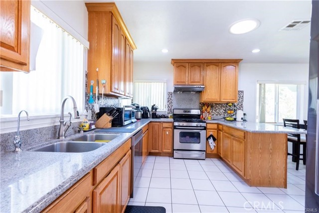 5813 Kauffman Avenue, Temple City CA: https://media.crmls.org/medias/f2393bea-6aeb-42c6-aeb3-2ed3ed14041b.jpg