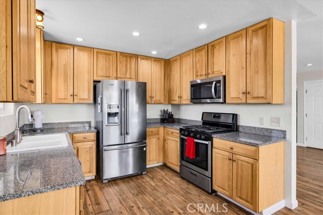 58331 Caliente Street, Yucca Valley CA: https://media.crmls.org/medias/f239be8f-6675-4873-b3e6-cdedf5c4a6da.jpg