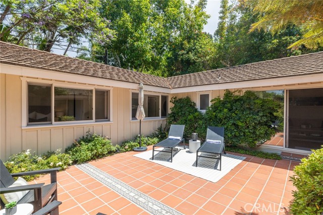 3021 Palos Verdes Drive North, Palos Verdes Estates, California 90274, 4 Bedrooms Bedrooms, ,2 BathroomsBathrooms,Residential,For Sale,Palos Verdes Drive North,SB24150007