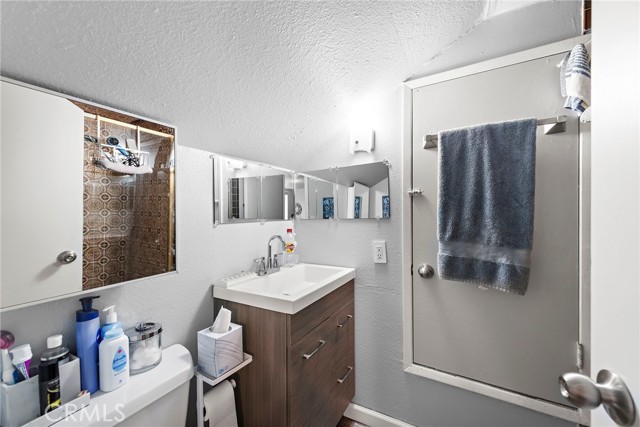 1532 Miramar Drive, Newport Beach CA: https://media.crmls.org/medias/f23a4d13-fe8e-4436-a044-0efb34129b12.jpg