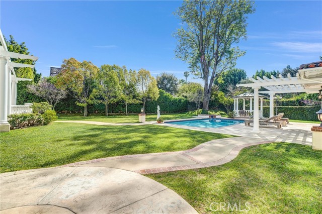 Detail Gallery Image 39 of 56 For 2290 Lombardy, San Marino,  CA 91108 - 5 Beds | 5 Baths