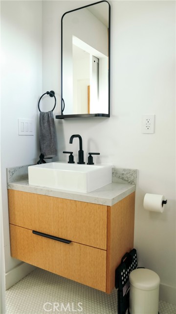 2142 Fargo Street photo 63