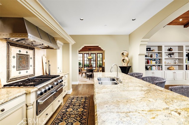 Detail Gallery Image 7 of 41 For 108 Archipelago, Newport Coast,  CA 92657 - 4 Beds | 4/1 Baths