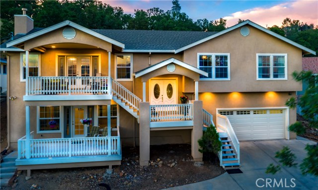 Photo of 18802 W Ridge View Drive, Hidden Valley Lake, CA 95467