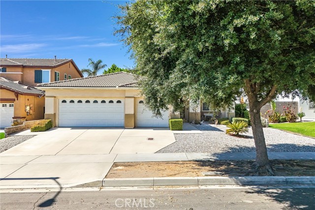 Detail Gallery Image 7 of 7 For 6968 Plumrose St, Fontana,  CA 92336 - 4 Beds | 2 Baths