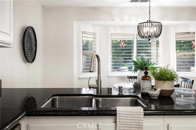 Detail Gallery Image 19 of 57 For 2286 Burlingame Drive, Chico,  CA 95928 - 4 Beds | 3 Baths