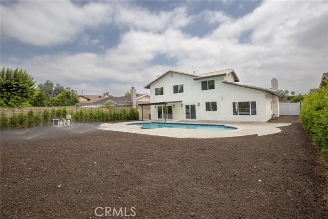 17101 Dearborn Street, Northridge CA: https://media.crmls.org/medias/f23f8395-104a-4110-8ccf-5028e107aebf.jpg