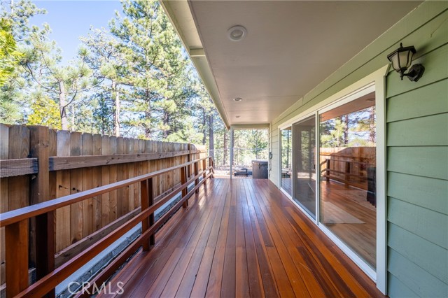 Detail Gallery Image 27 of 59 For 195 Knoll, Big Bear Lake,  CA 92315 - 5 Beds | 4 Baths