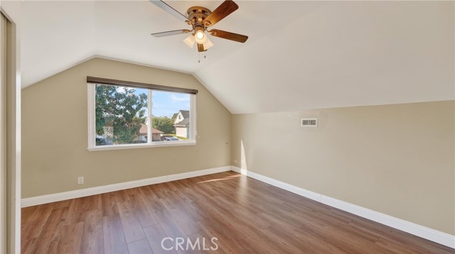 Image 33 of 62 For 14934 Lofthill