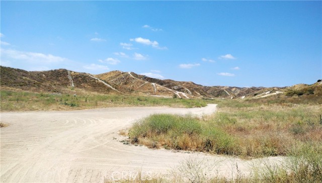 Detail Gallery Image 8 of 14 For 7 Gilman Springs Rd, Moreno Valley,  CA 92555 - – Beds | – Baths