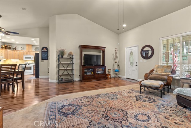 Detail Gallery Image 6 of 28 For 6341 Amherst Way, Magalia,  CA 95954 - 3 Beds | 2 Baths