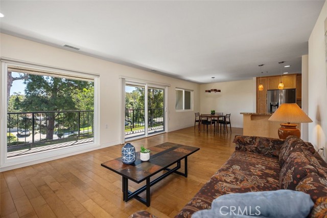 3330 Bahia Blanca E.,, Laguna Woods CA: https://media.crmls.org/medias/f240f7ad-0081-4157-857f-50b6aca69009.jpg