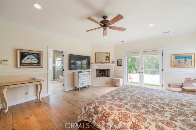 Detail Gallery Image 40 of 52 For 880 11th, Manhattan Beach,  CA 90266 - 5 Beds | 5 Baths