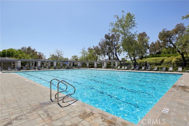 21391 Birdhollow Drive, Trabuco Canyon CA: https://media.crmls.org/medias/f2411743-5e87-4b9b-9cce-dc245ce5d54e.jpg