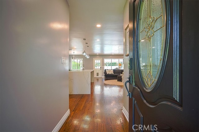 1375 N Euclid Avenue, Upland CA: https://media.crmls.org/medias/f2416c92-54e8-4eaf-8d72-c5c7a6debf74.jpg