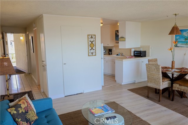 419 Monterey Lane # 10, San Clemente, California 92672, 1 Bedroom Bedrooms, ,1 BathroomBathrooms,Residential Lease,For Rent,419 Monterey Lane # 10,CROC22070151