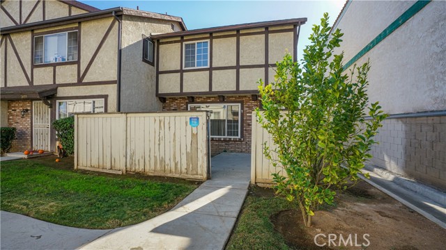 Detail Gallery Image 1 of 1 For 24057 Fir Ave, Moreno Valley,  CA 92553 - 3 Beds | 2 Baths