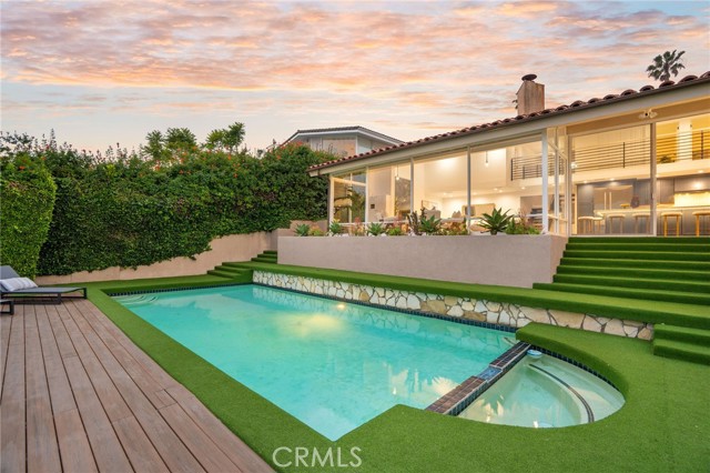 952 Via Del Monte, Palos Verdes Estates CA: https://media.crmls.org/medias/f243ddfe-70ee-4c88-9740-ea0fec4a994a.jpg