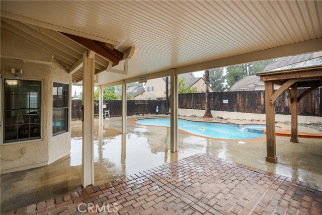 Detail Gallery Image 11 of 37 For 1567 Brentwood, Upland,  CA 91786 - 3 Beds | 2/1 Baths