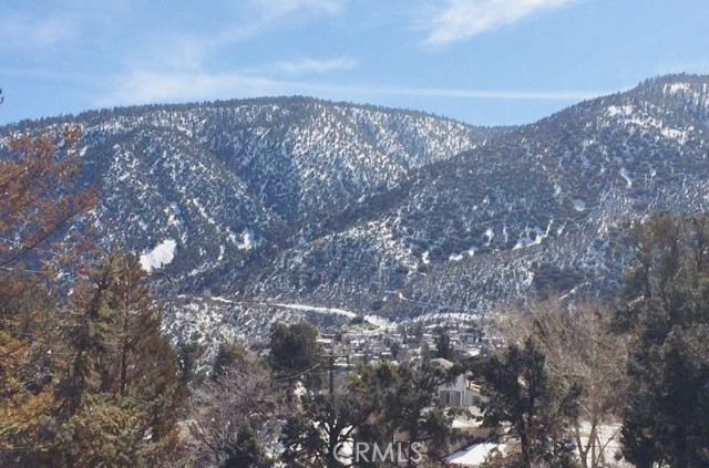 921 Piru Way, Frazier Park CA: https://media.crmls.org/medias/f2460803-4c37-4a34-bc0a-8485cb22bd76.jpg