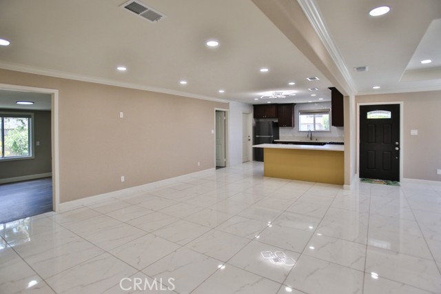 Detail Gallery Image 3 of 15 For 9142 Sabre Ln, Westminster,  CA 92683 - 4 Beds | 2 Baths