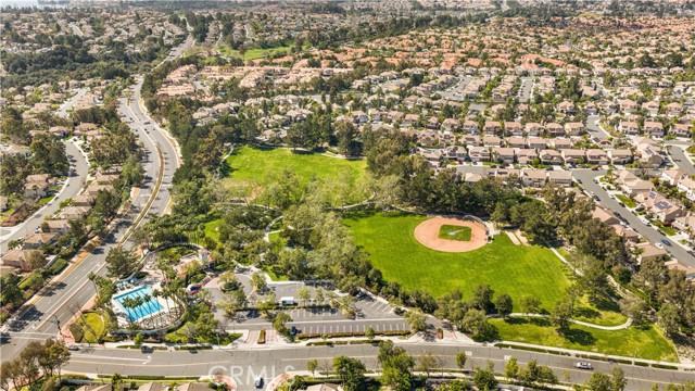 Image 53 of 74 For 31 Via Silla