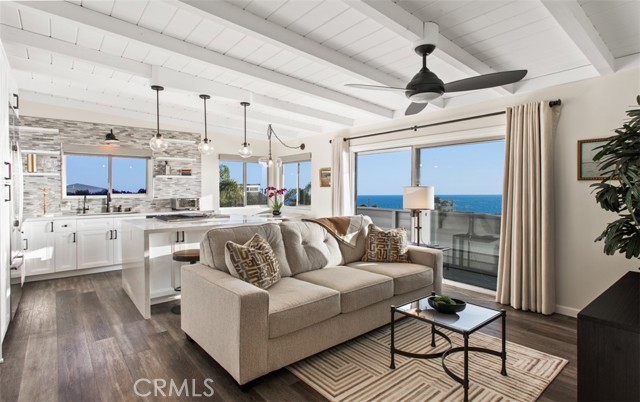 Detail Gallery Image 11 of 46 For 284 Chiquita, Laguna Beach,  CA 92651 - 4 Beds | 2/2 Baths