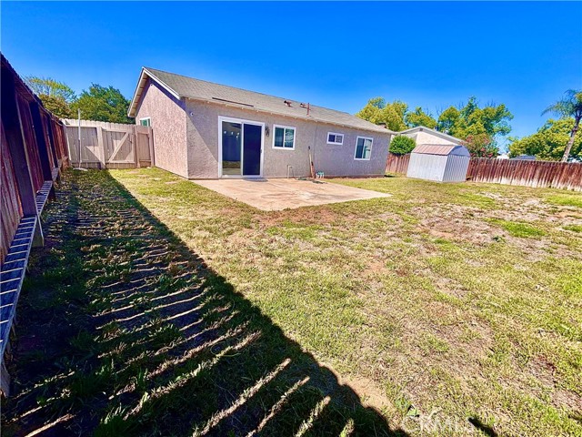 Detail Gallery Image 4 of 18 For 2969 Crestwood Pl, Riverside,  CA 92503 - 3 Beds | 2 Baths