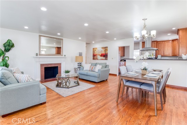 Detail Gallery Image 5 of 26 For 3442 Clark Ave, Long Beach,  CA 90808 - 3 Beds | 2 Baths