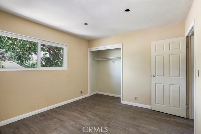 1003 W Myrtle Street, Santa Ana CA: https://media.crmls.org/medias/f247da45-a7c9-4edb-b87f-eccd0baa8ee7.jpg