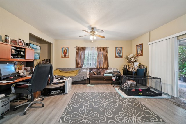 Detail Gallery Image 14 of 62 For 16638 Shuning Ct, Moreno Valley,  CA 92551 - 4 Beds | 3 Baths