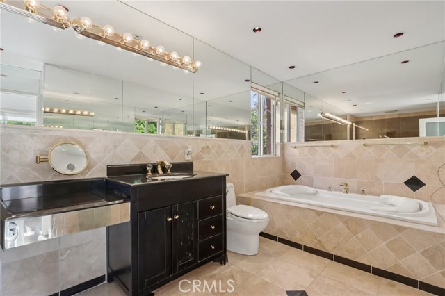 MLS #SR25265177 image #16