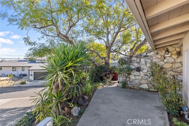 2869 Anchor Avenue, Los Angeles CA: https://media.crmls.org/medias/f249f765-a410-41c7-9198-8331cd41702b.jpg