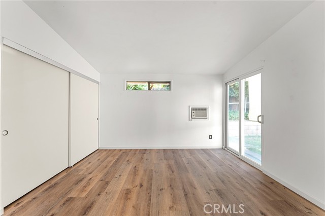 1204 San Jacinto, Redlands CA: https://media.crmls.org/medias/f24a858c-beb8-4263-be11-d48265c766ec.jpg