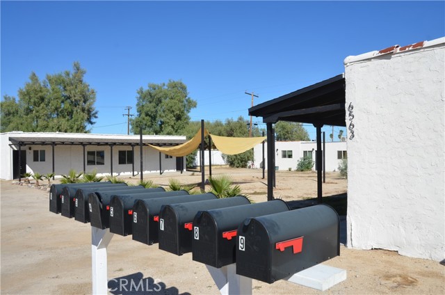 Detail Gallery Image 3 of 8 For 6563 Oasis, Twentynine Palms,  CA 92277 - – Beds | – Baths