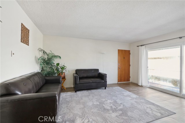 Detail Gallery Image 10 of 20 For 840 Cedar Ave. Unit #20, Long Beach,  CA 90813 - 2 Beds | 1 Baths