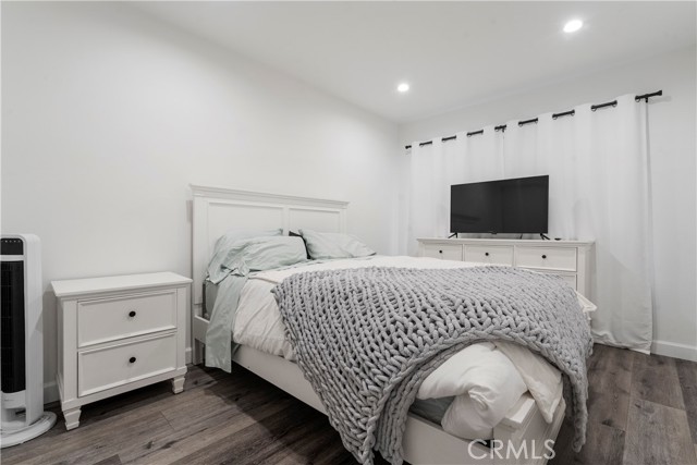 Detail Gallery Image 19 of 25 For 17730 Regency Cir, Bellflower,  CA 90706 - 3 Beds | 2 Baths