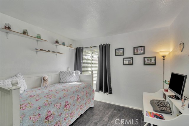 Second bedroom or office area