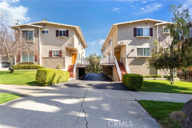 90 Monterey RD