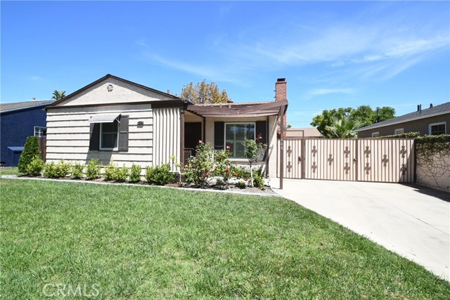 Detail Gallery Image 1 of 27 For 1848 Elmfield Ave, Long Beach,  CA 90815 - 2 Beds | 1/1 Baths