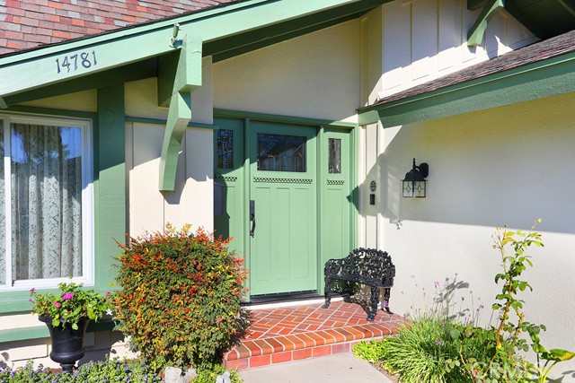 Detail Gallery Image 4 of 59 For 14781 Bridgeport, Tustin,  CA 92780 - 3 Beds | 2/1 Baths