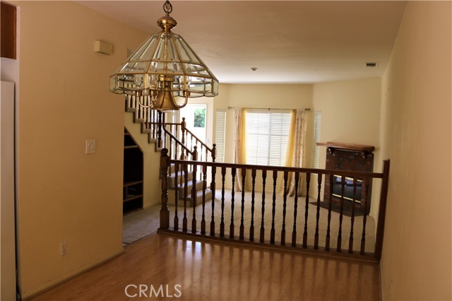 Detail Gallery Image 4 of 8 For 2006 Mathews Ave #B,  Redondo Beach,  CA 90278 - 3 Beds | 2/1 Baths