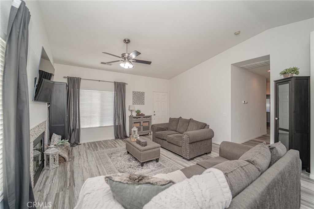 14924 Gloria Lane