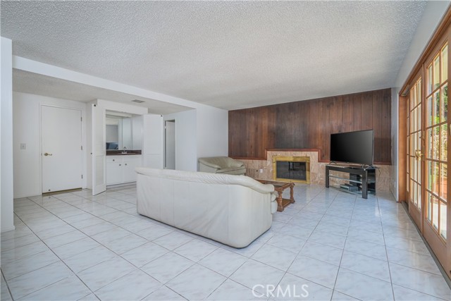 Detail Gallery Image 22 of 52 For 6050 Altmark Ave, Whittier,  CA 90601 - 4 Beds | 3 Baths