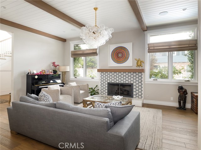 801 18th Street, Manhattan Beach, California 90266, 4 Bedrooms Bedrooms, ,4 BathroomsBathrooms,Residential,Sold,18th,SB24108757