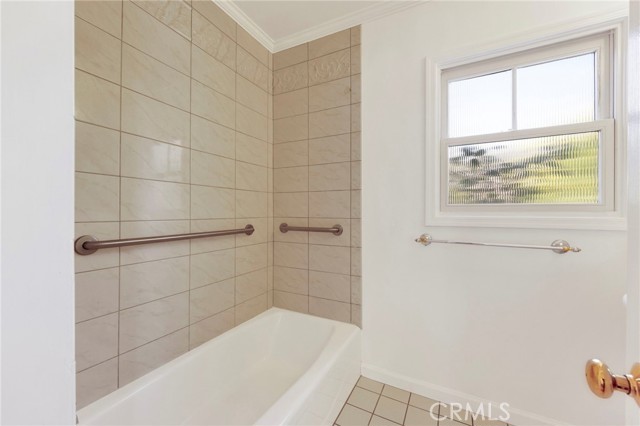 4547 Lasheart Drive, La Canada Flintridge CA: https://media.crmls.org/medias/f251e5c0-2476-49cb-92d3-cbd07a60bc2d.jpg