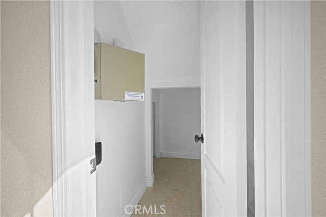 Detail Gallery Image 21 of 64 For 2057 Bush, Santa Ana,  CA 92706 - 4 Beds | 3 Baths